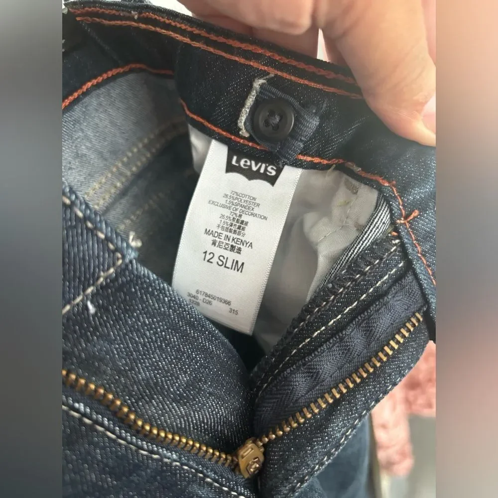 Levi’s boot cut slim fit jeans size 12slim NWOT